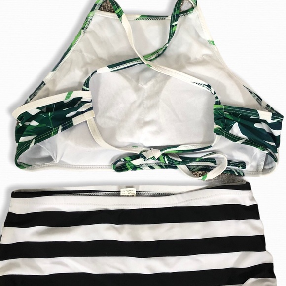 🛍 5 for $30 🛍 Halter and High-waisted Bikini - Picture 3 of 4